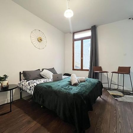 Le Petit Nid A 2 Min Gare / Centre Meulan Apartment Luaran gambar
